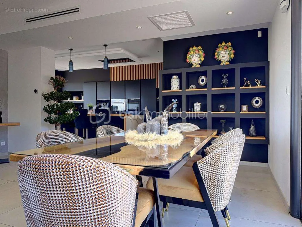 Dining Room - Villa with Panoramic View on Vedène Heights
