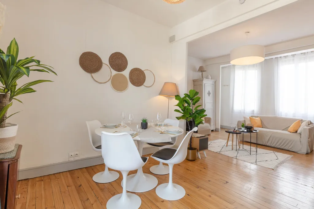 Salle à manger - Appartement T3/4 Meublé avec Vue sur Château à Pau