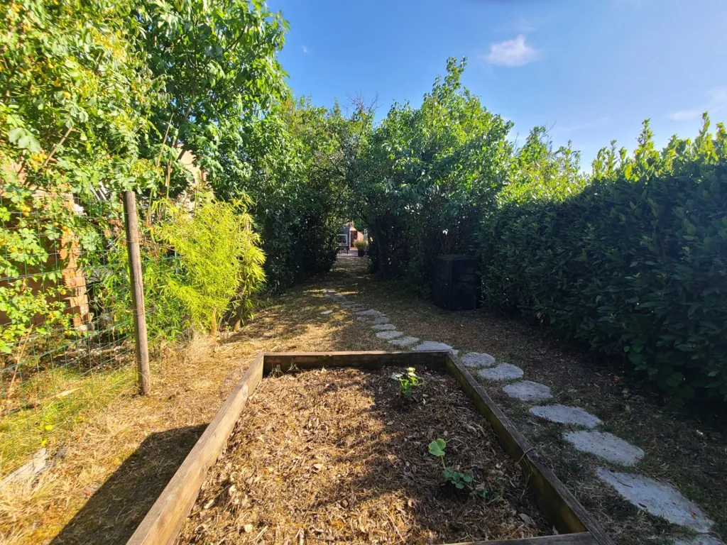 Giardino - Charming House with Garden in Saintes