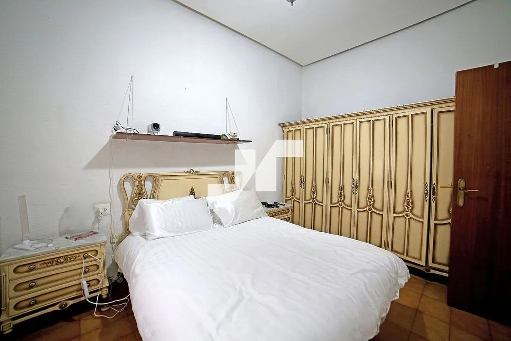 Magamistoad - Three-Storey House with Terraces in Vila-real Centre