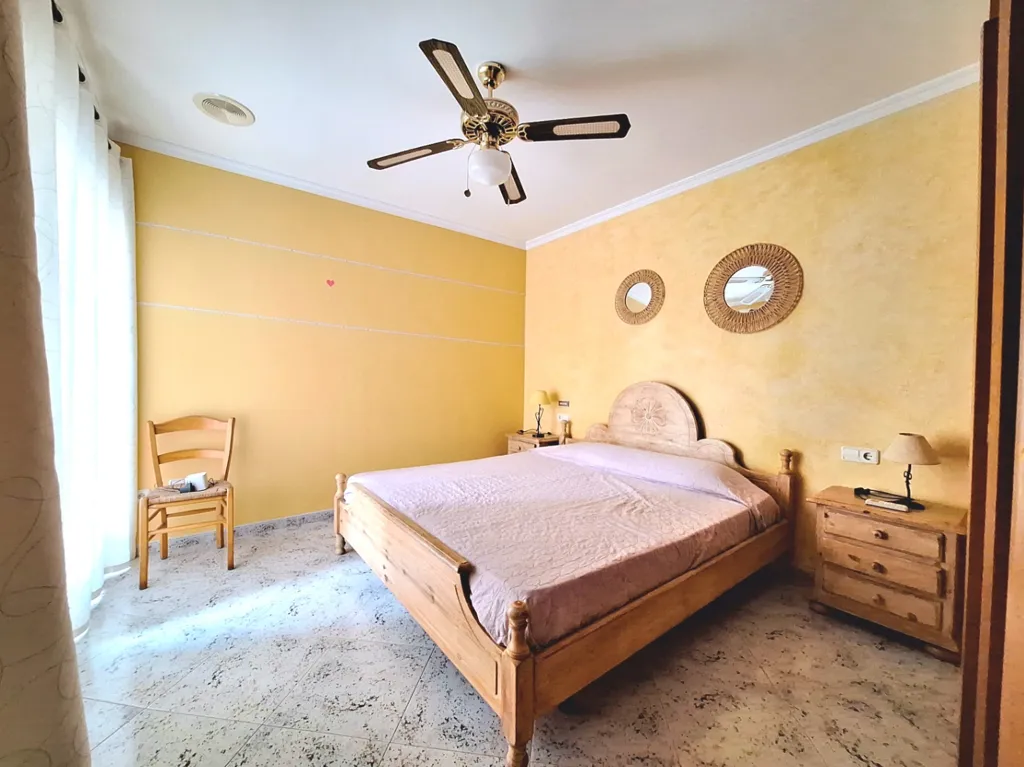 Bedrooms - Villa with Pool in Calpe Centre