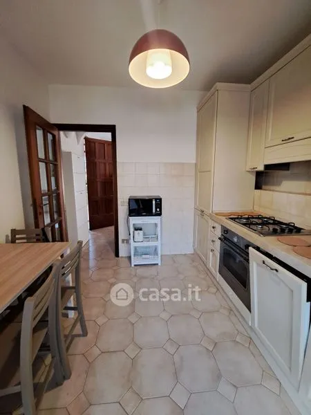 Cuisine - Bifamiliar Villa with Garden in Pisa