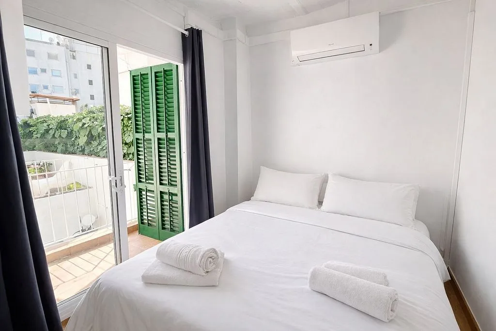 Chambres - Terraced House with South Terrace in Sitges Centre