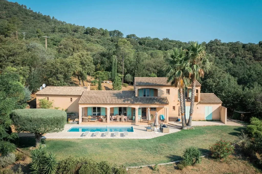 Vista aerea - Provençal Villa with Panoramic View near Saint-Tropez