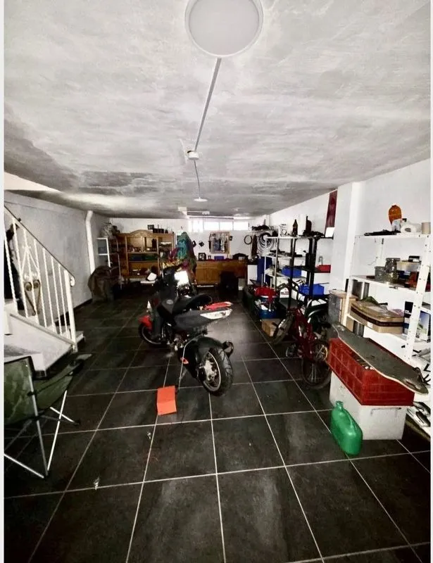 Garage - Semi-Detached House with Pool in Altos - La Florida