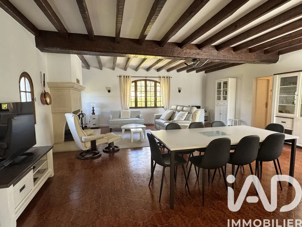Salle à manger - Appartement 7 Pièces avec Terrasse à Tarnos