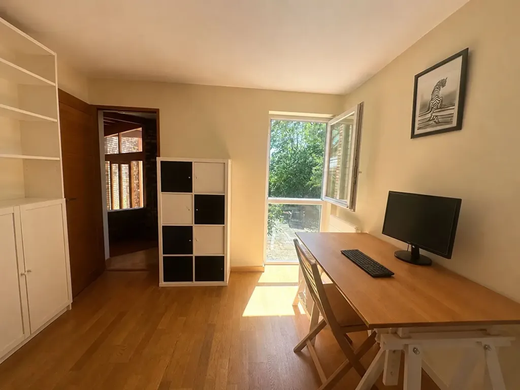 Studio - Architectural House with Garden in Verrières-le-Buisson