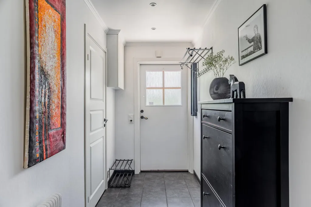 Entrée - Charming Red Cottage with Garden in Samuelsdal