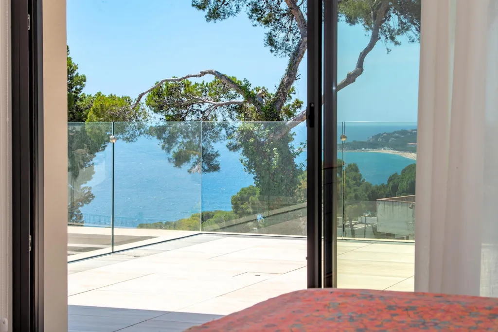 Balcon - Modern Villa with Sea Views in Sant Antoni