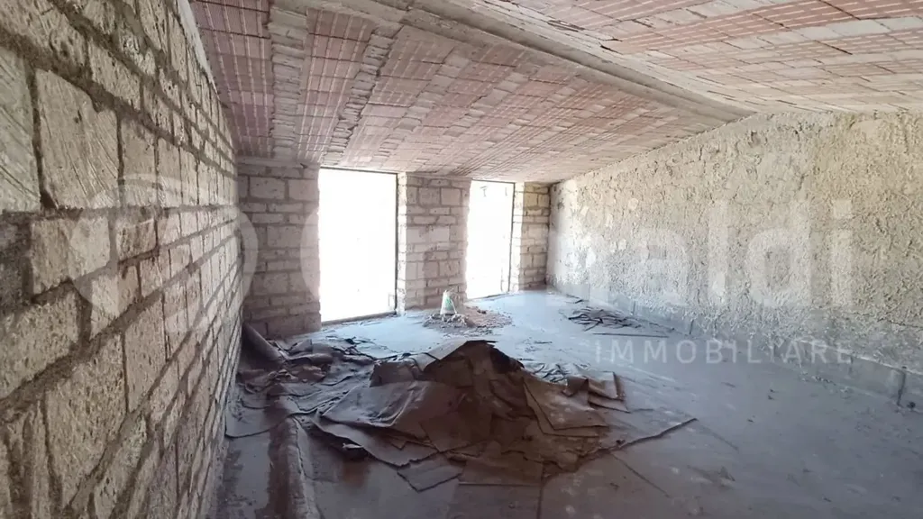 Pièces - Loft with Potential in Brusciano