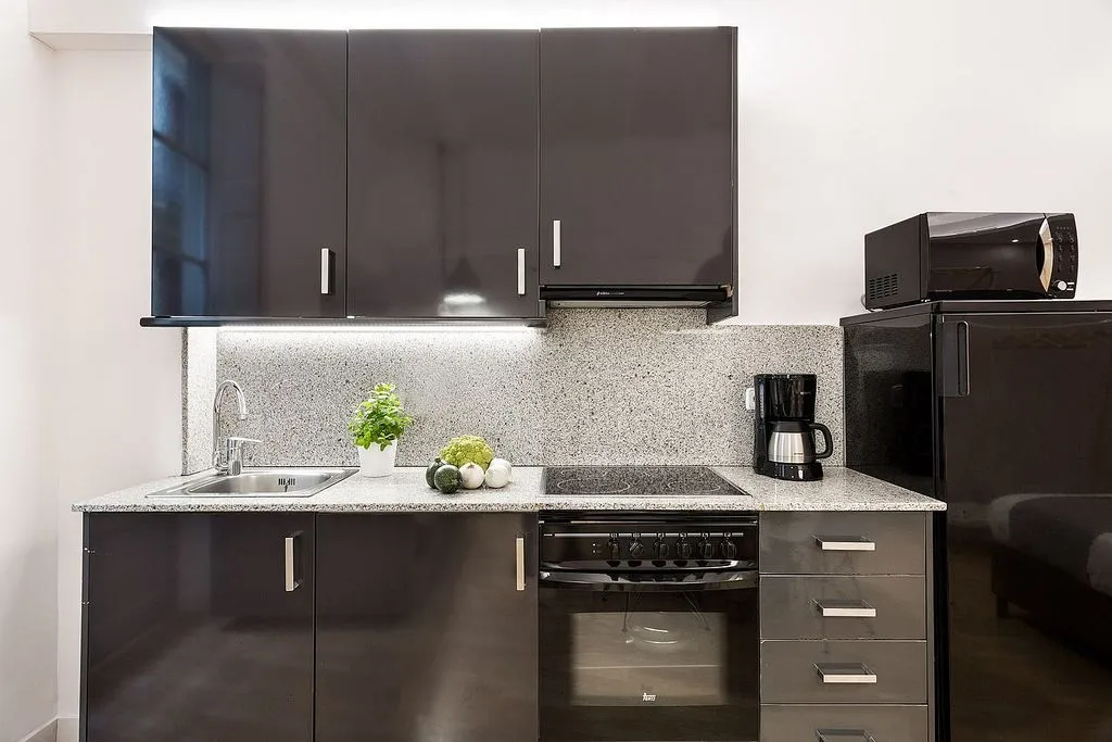 Cucina - Studio with Balcony in El Gòtic, Barcelona
