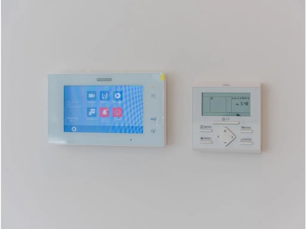 other_room