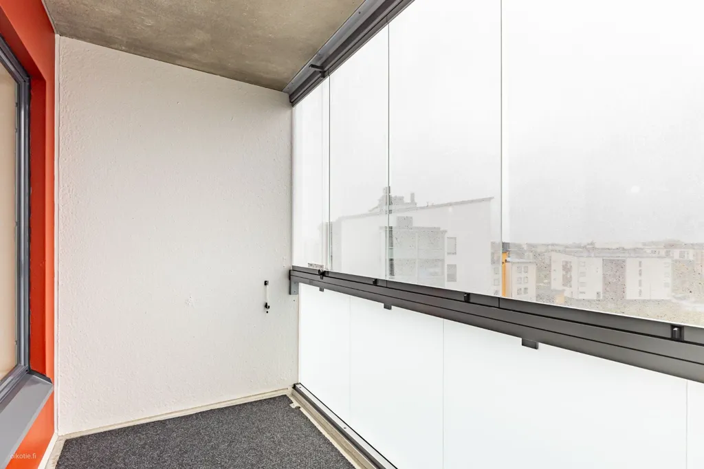 Balcony - Bright Penthouse with Balcony in Hämeenlinna