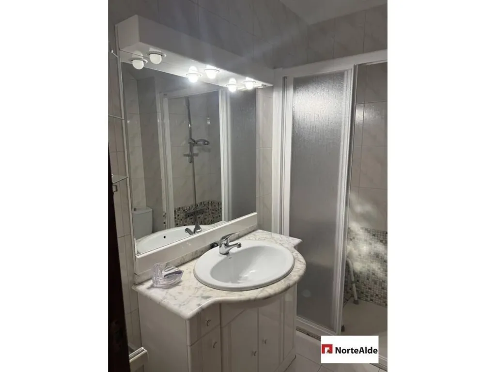 Salles de bain - Apartment with Balcony and Terrace in Arrontegi Centre