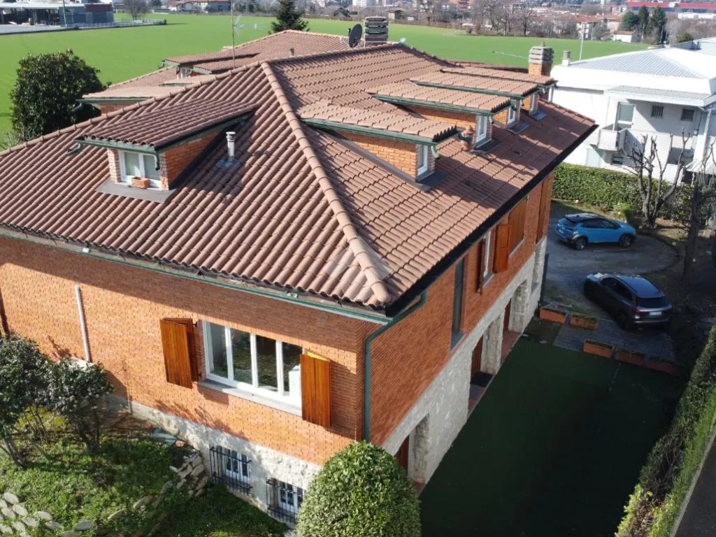 Vue aérienne - First-Floor Apartment with Private Porch in Mozzo