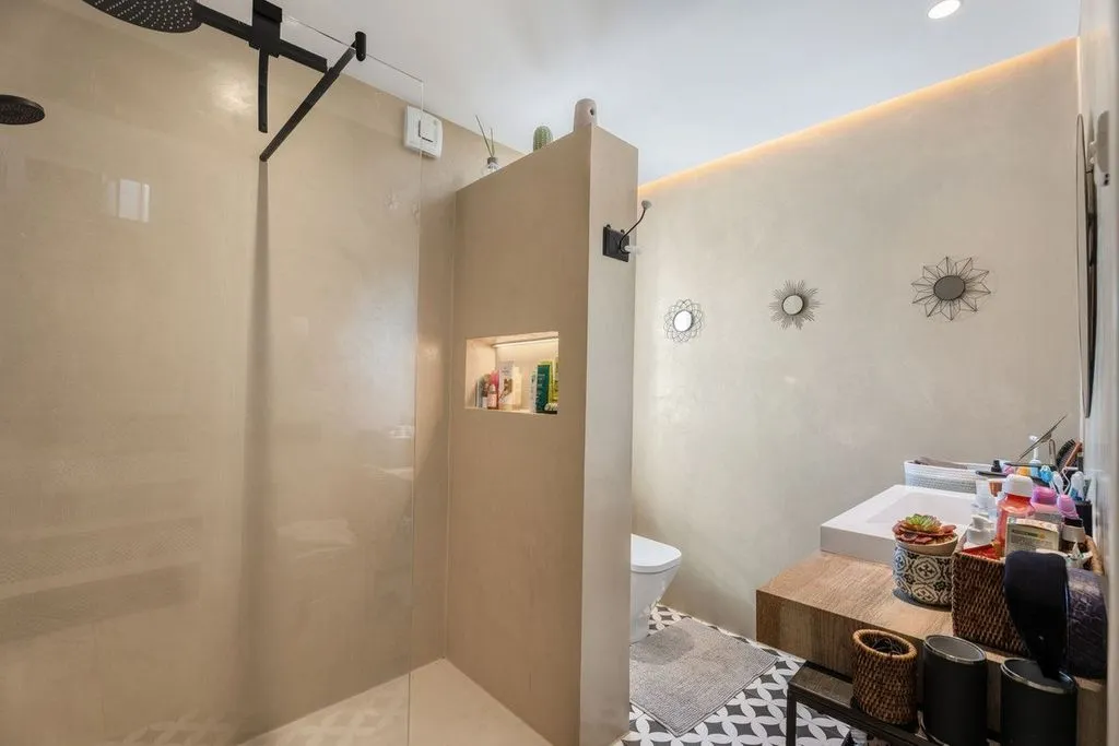 Bathrooms - Luxury Townhouse with Sea View in Marbella