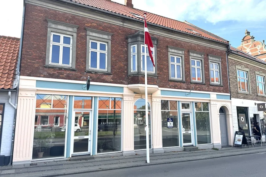 Extérieur - Central Retail Unit on Lille Torv, Rønne