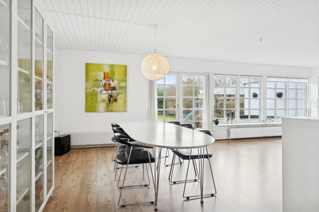 Salle à manger - Villa with South-Facing Garden in Odense