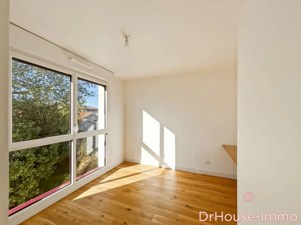 Pièces - Maison Moderne avec Jardin à Mérignac