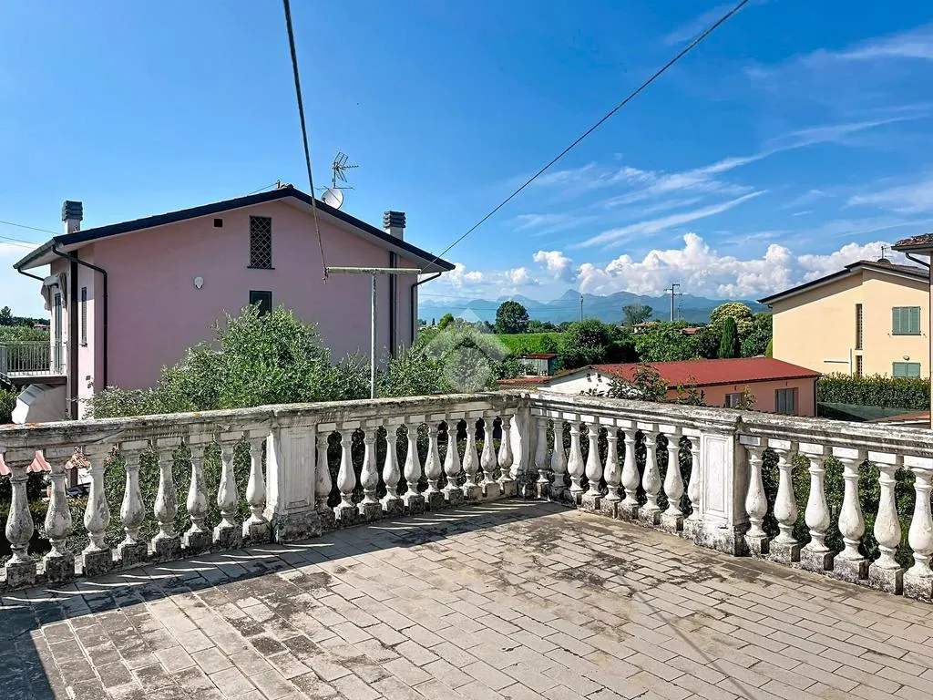 Balcon - Duplex Villa with Garden in Madonna dell'Acqua