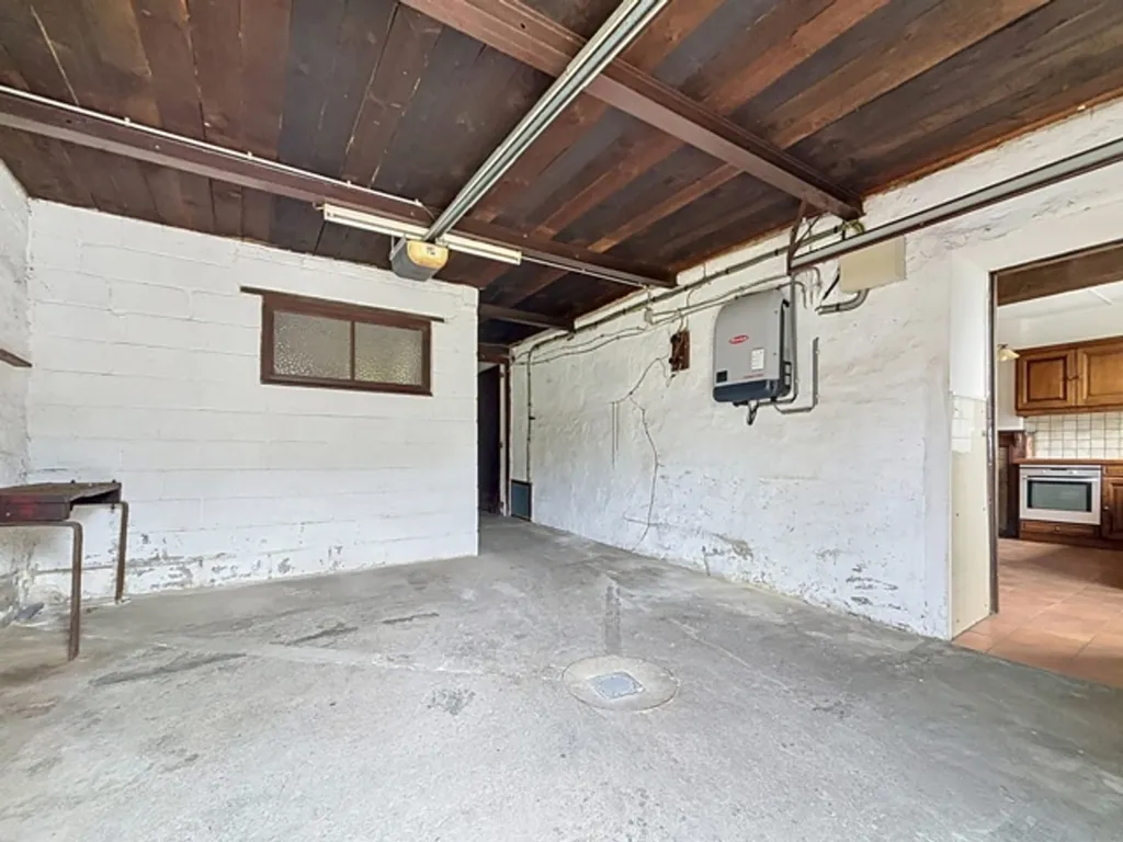 Garage - Maison de Ferme avec Potentiel à Fontin, Esneux