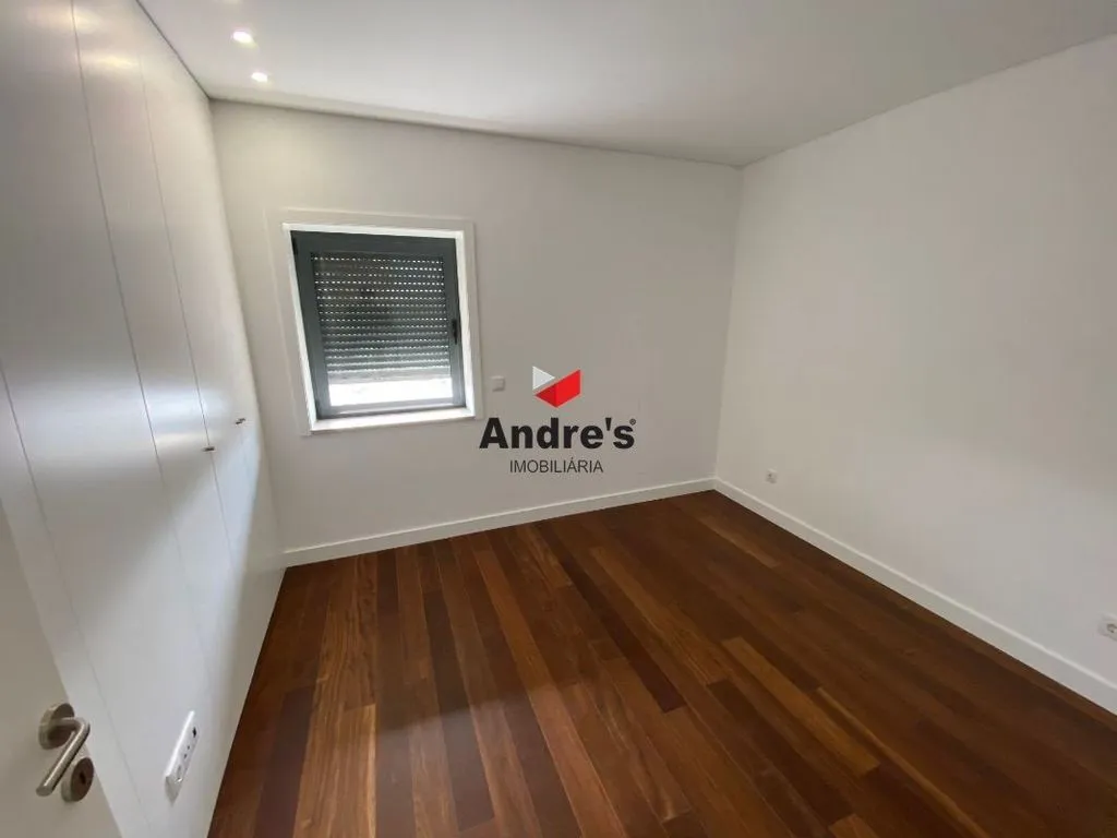 Toad - Remodelled Flat with Elevator in Boavista, Porto