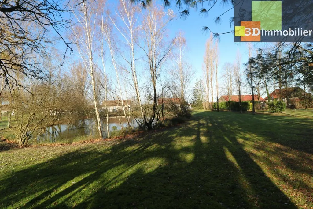 Jardin - Maison de Campagne avec Piscine et Jardin à Dole