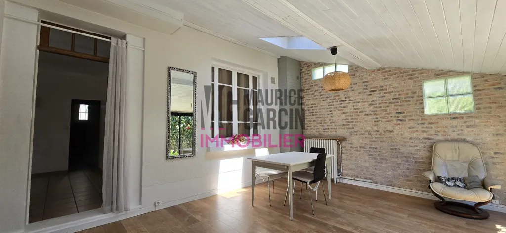 Elutuba - Charming House with Balcony in Avignon