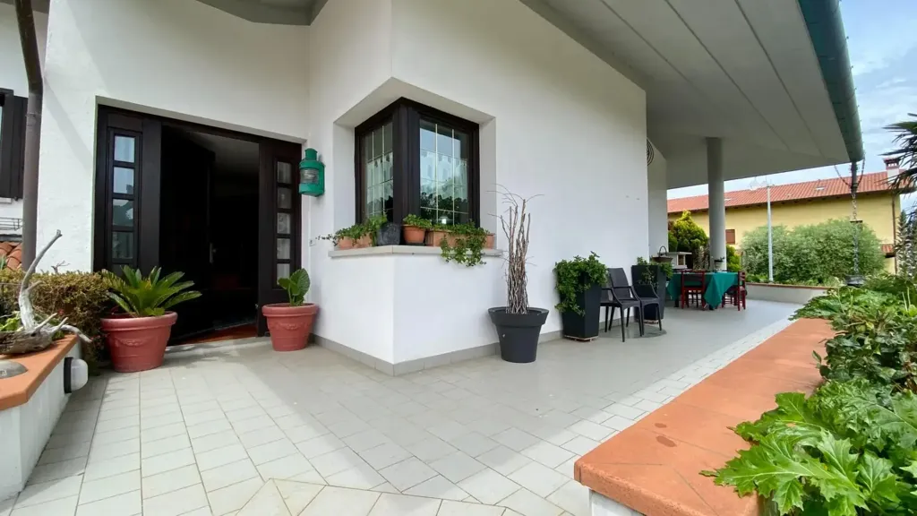 Terrass - Spacious Villa with Garden in Valle Goppion, Grado