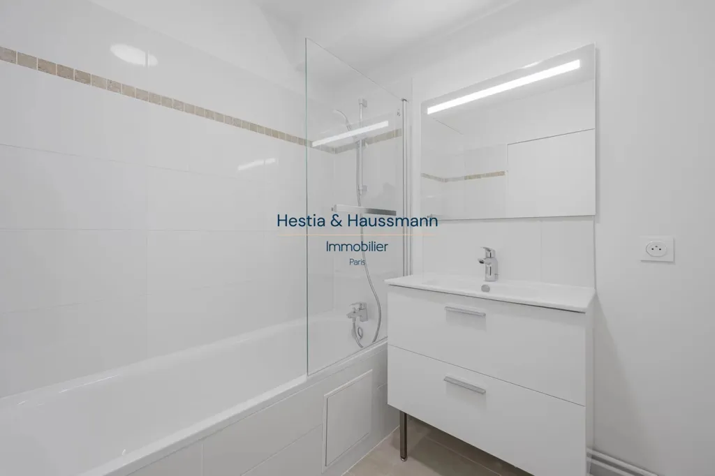 Salles de bain - Appartement 2 Pièces avec Jardin de Reuilly à Paris