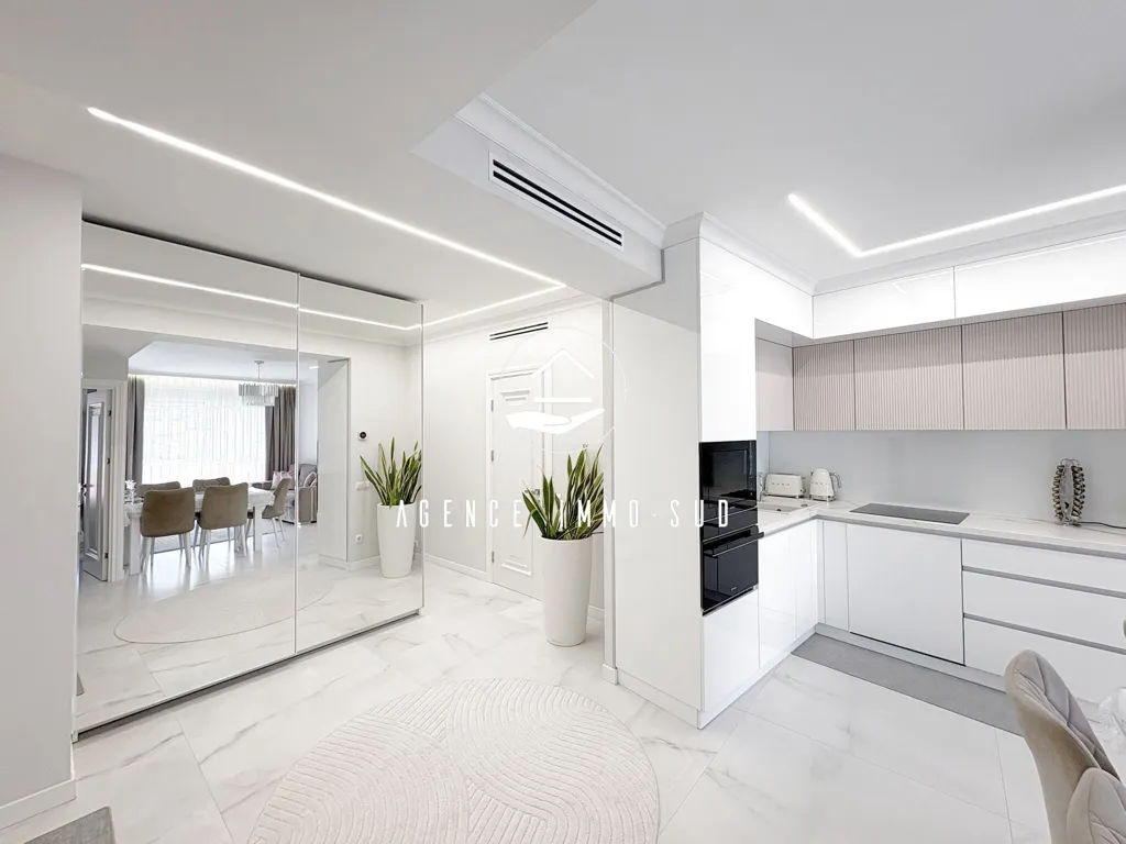 Köök - Renovated Flat with Balconies near Cagnes Hippodrome