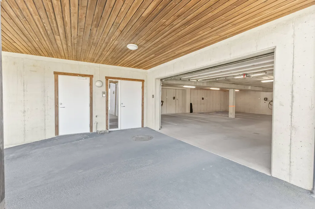 Garage - Modern Apartment with Terrace in Lyngdal