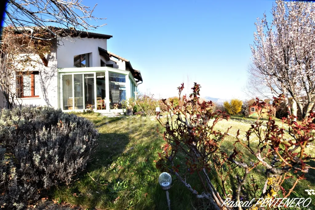 Giardino - Architectural House with Panoramic View in Gap