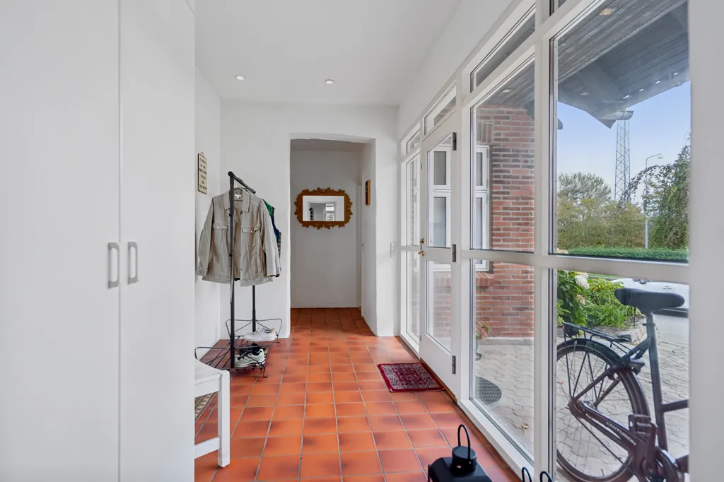 Esik - Villa with Garden in Ringkøbing