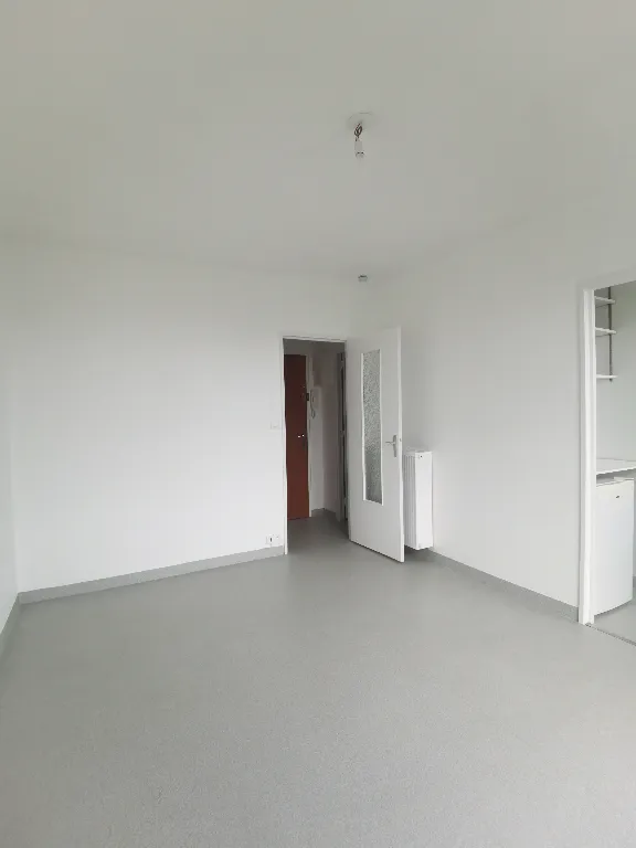 Stanze - Studio with Parking near Rennes University