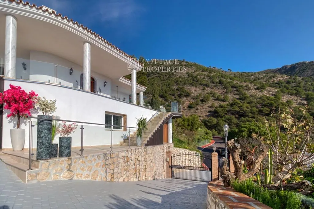 Välivaade - Luxury Villa with Sea Views in Mijas