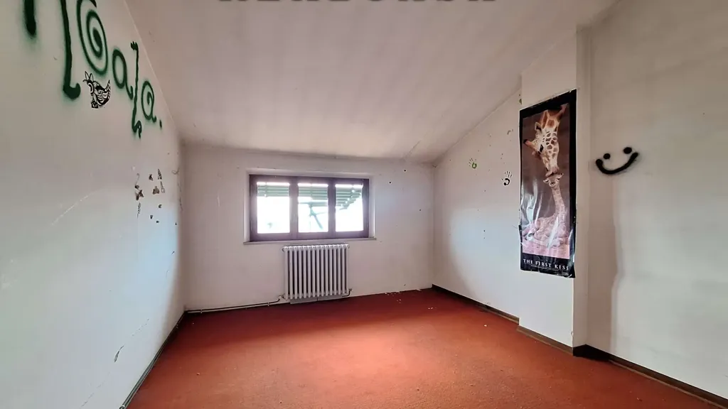 Toad - Independent House with Large Garden in Osimo