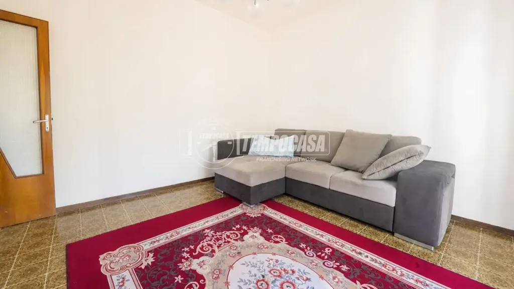 Living Room - Apartment with Balcony and Private Garden in Montecosaro