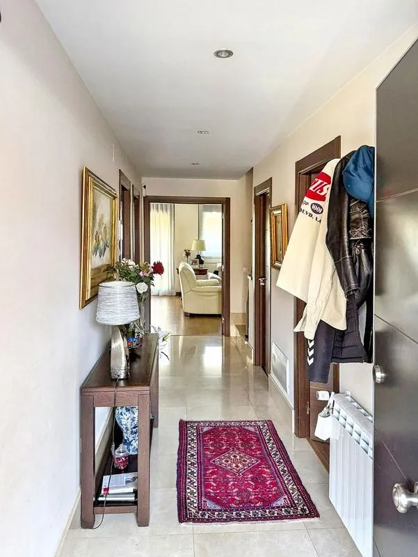 hallway_entrance