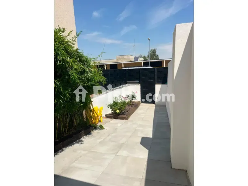 Aed - Semi-detached House with Pool in Villamayor