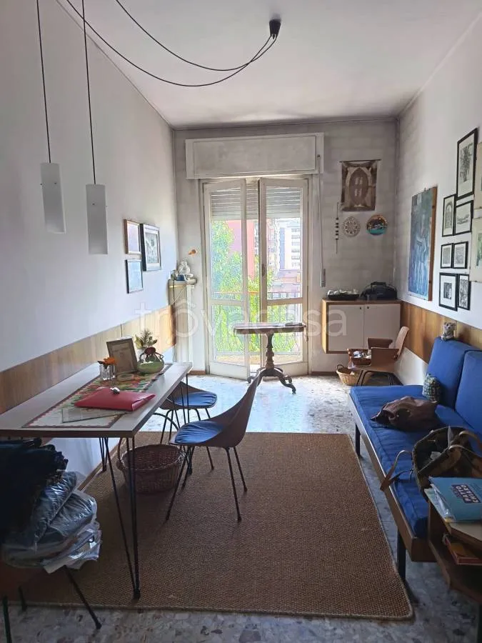 Bureau - Panoramic Apartment with Balcony in Crocetta, Turin