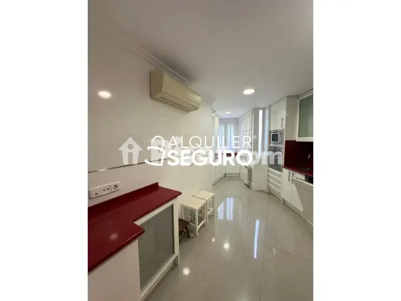 Köök - Fully Renovated Flat with Balcony in Moratalaz