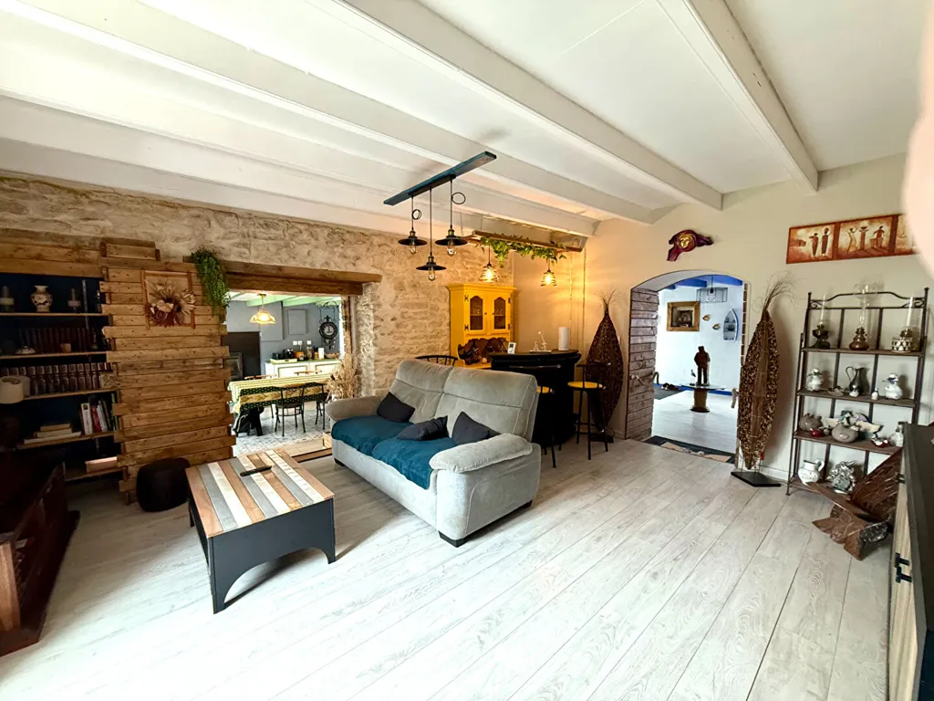 Elutuba - Charming House with Terrace in Lusignan