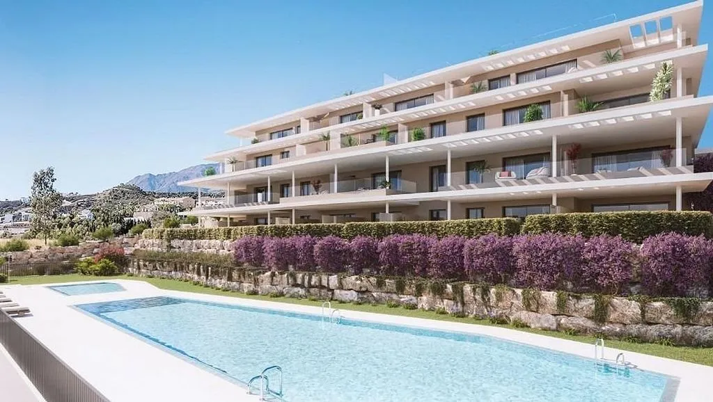 Bassein - Modern Apartment with Pool in Estepona