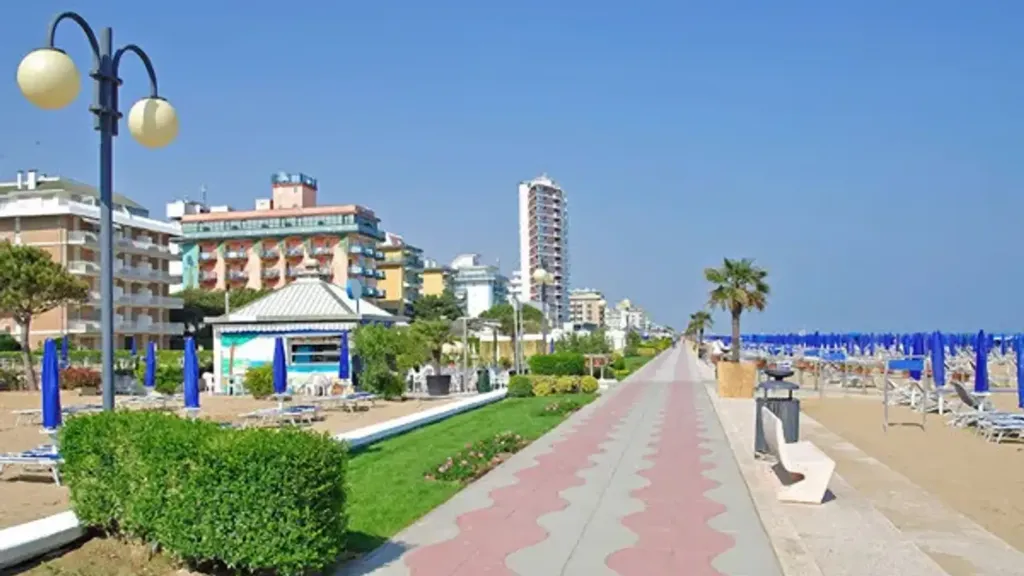 Sea View Bilocale in Jesolo Lido