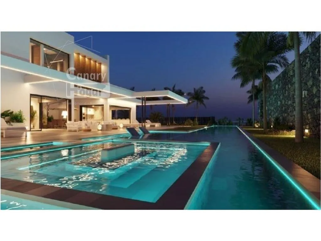 Piscina - Last Plot on Las Palmitas Avenue, La Caleta