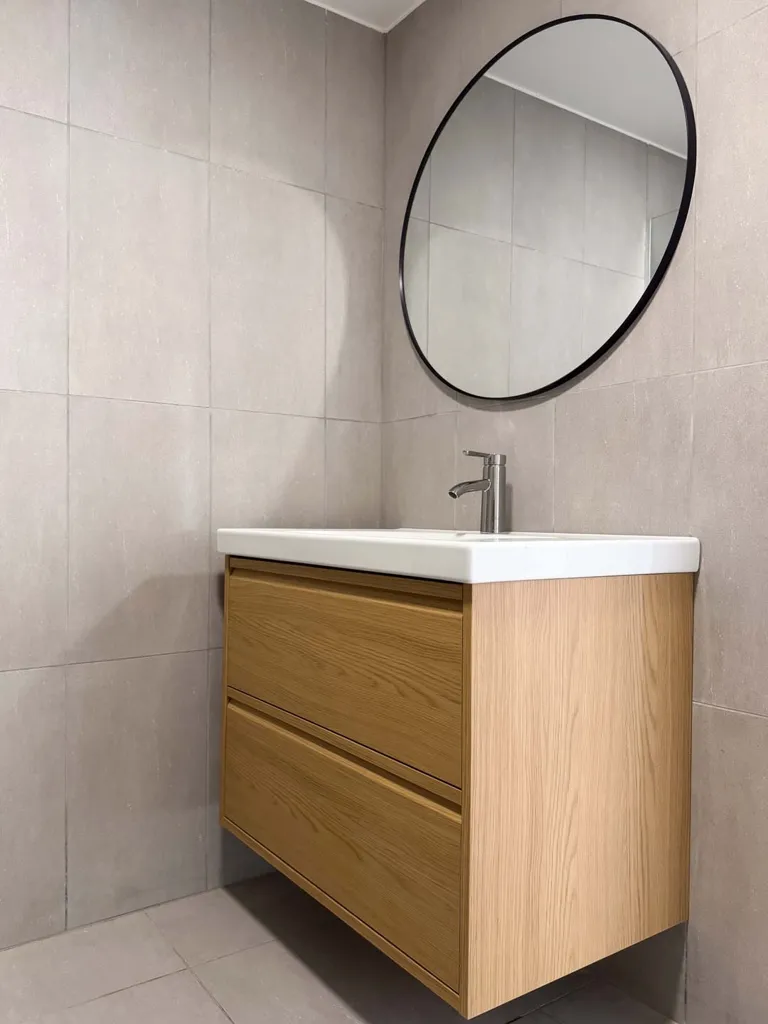 Bathrooms - Modern Apartment with Terrace in Antwerp