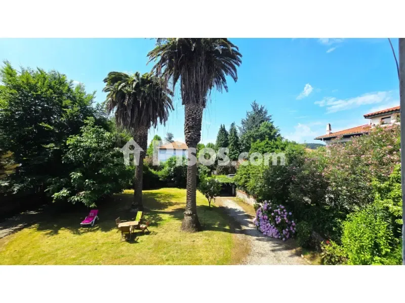 Garden - Señorial House with Private Garden in Torrelavega