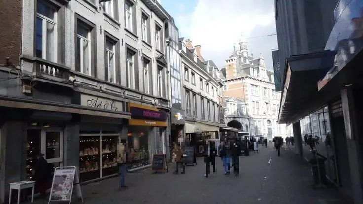 Exterior - City Centre Apartment in Namur
