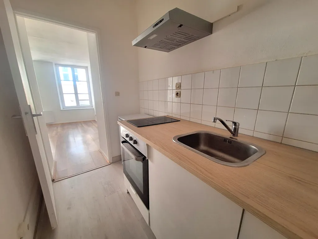 Cucina - Studio with Courtyard View in Metz